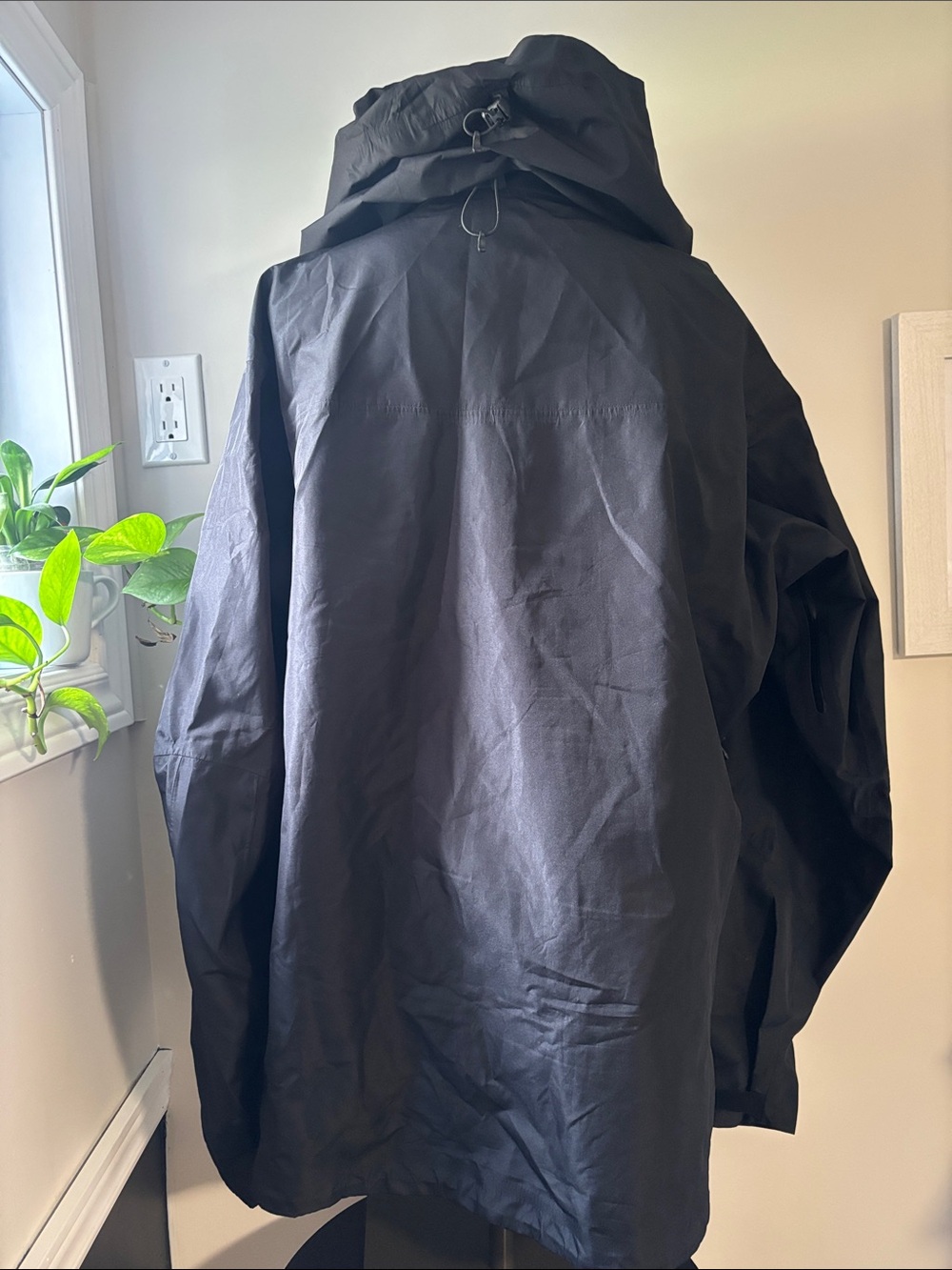 ARC’TERYX jacket - Picture 2 of 13
